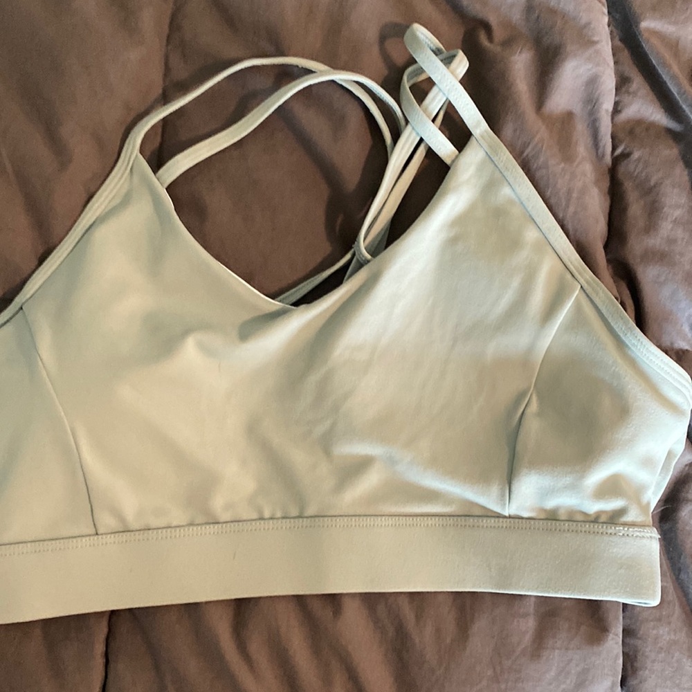Sports bra